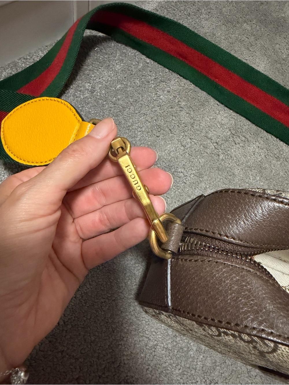 Gucci GG Supreme Canvas Crossbody with Green-Red Web Stripe - Picture 3 of 10